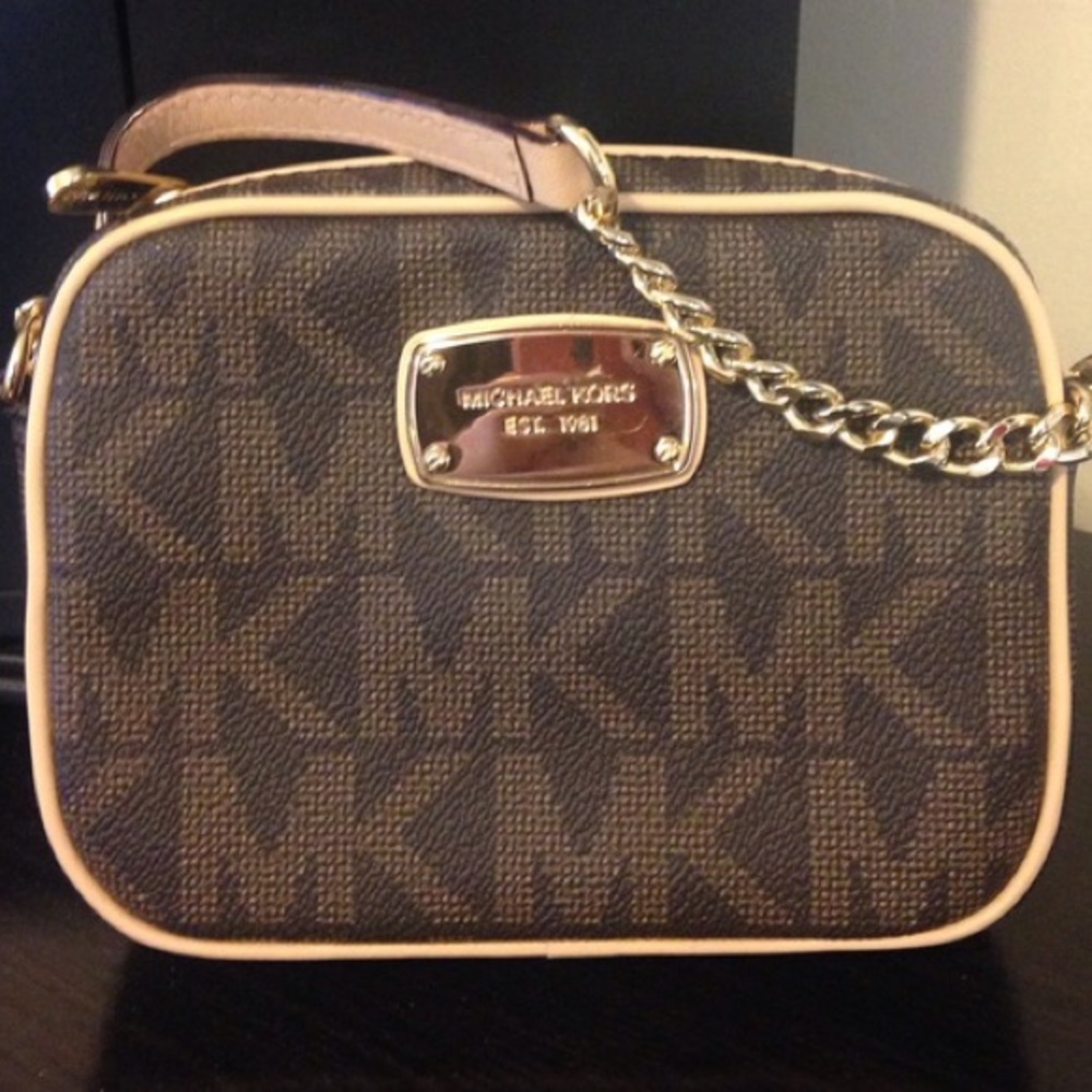 Michael Kore cross body